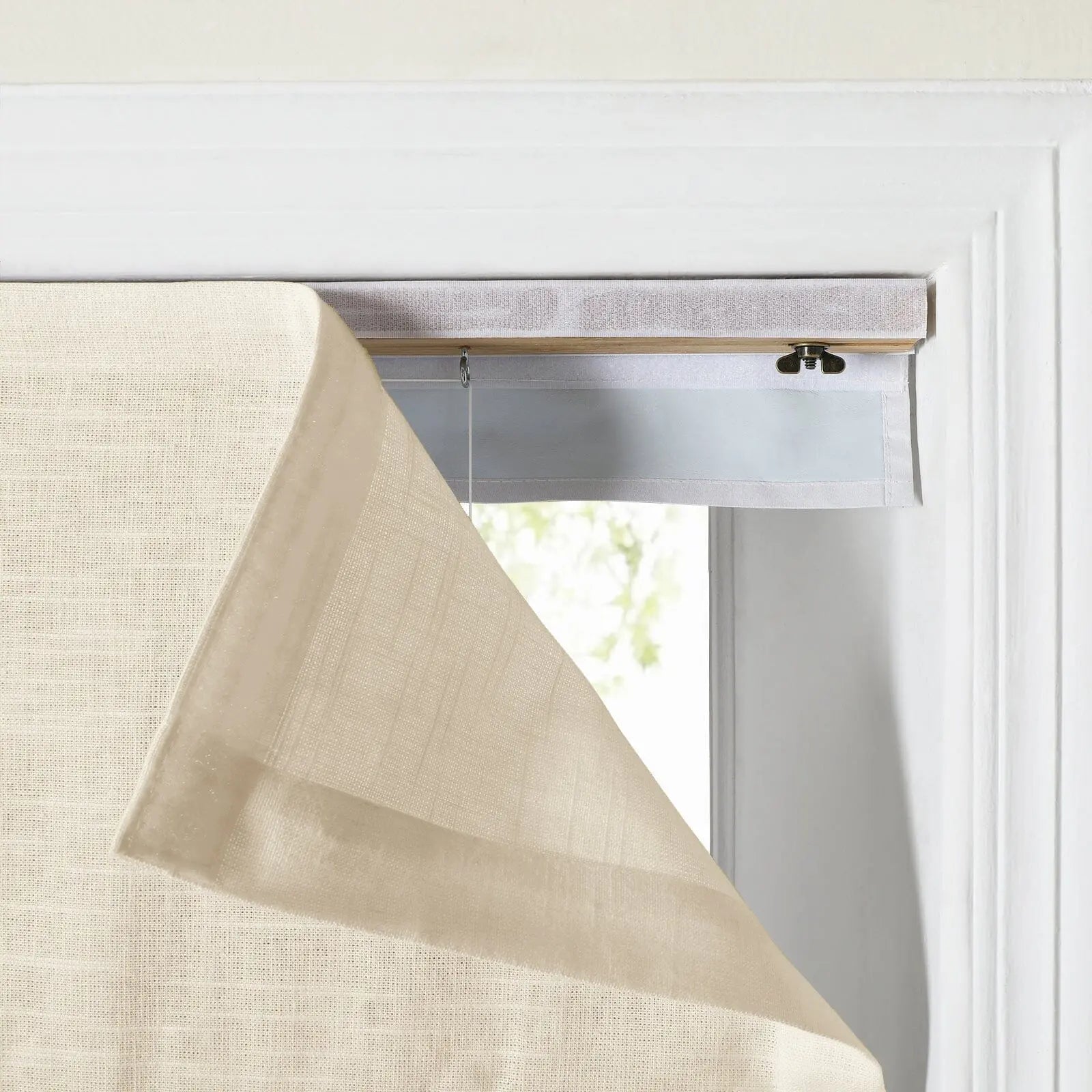 Jawara Roman Shade Cordless-Wooden Headrail