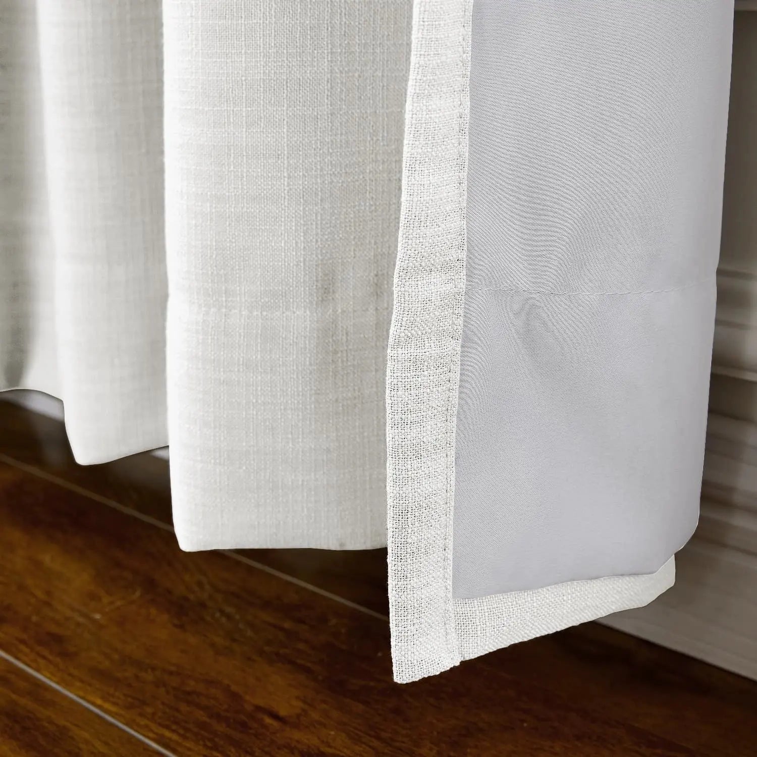 Liz Linen Drape Grommet