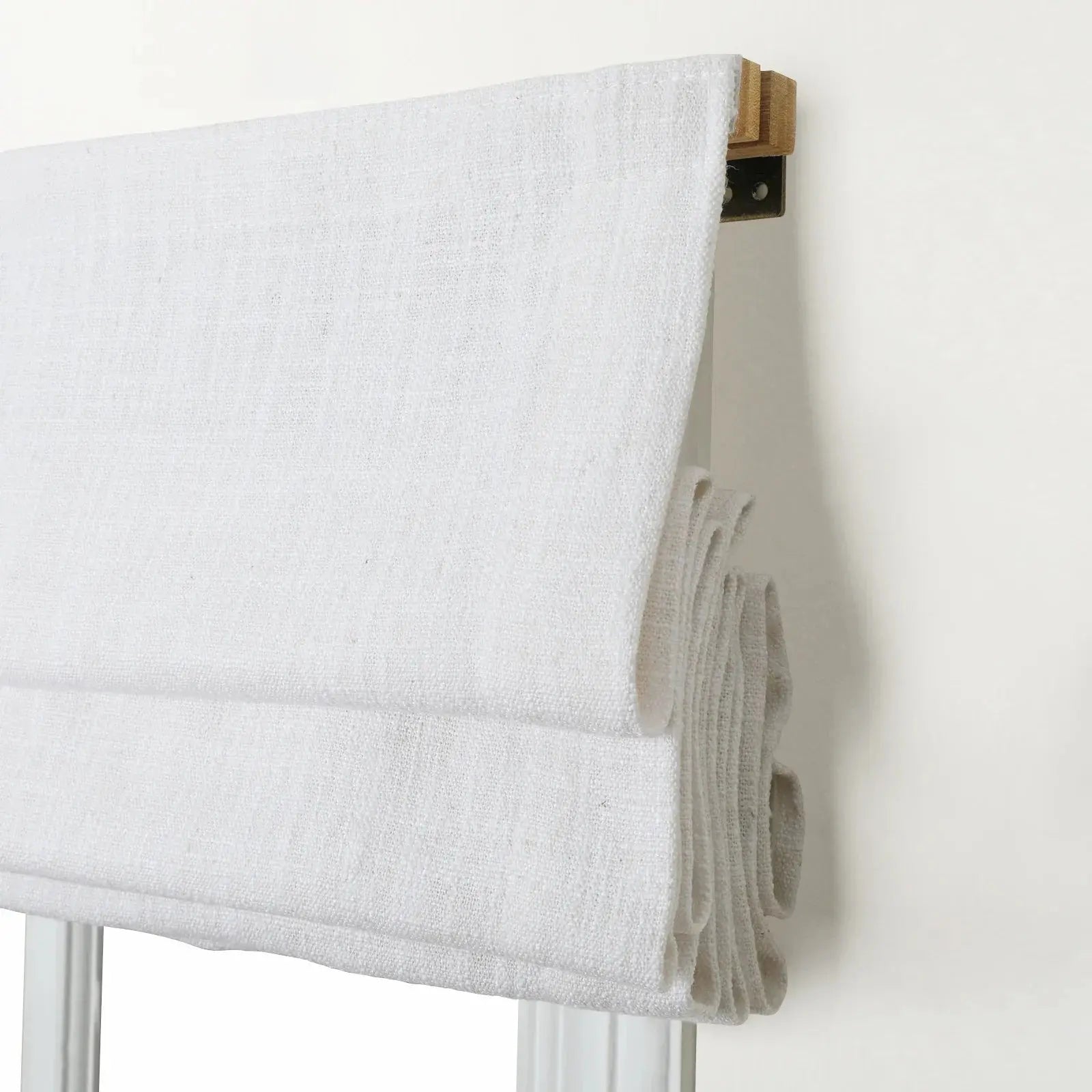 Liz Linen Blend Roman Shade Cordless - Wooden Headrail